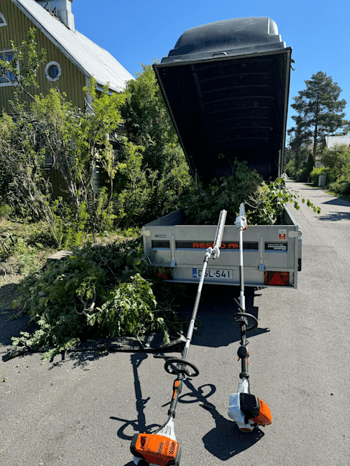 Kuusiaidan leikkaus Tampere Piha-Onlinesta löydät Tampereen paikalliset kuusiaidan leikkauksen palveluntarjoajat. Vertaile tekijöitä ja kilpailuta kuusiaidan leikkaus Tampereella.